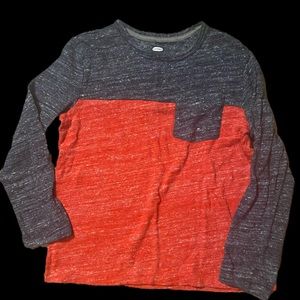 💥4/$14 Old Navy Boys long sleeve tee